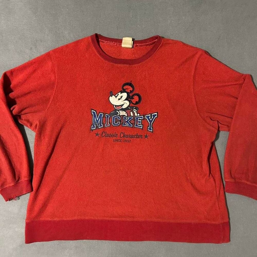 Disney Women's Red and Burgundy Sweatshirt